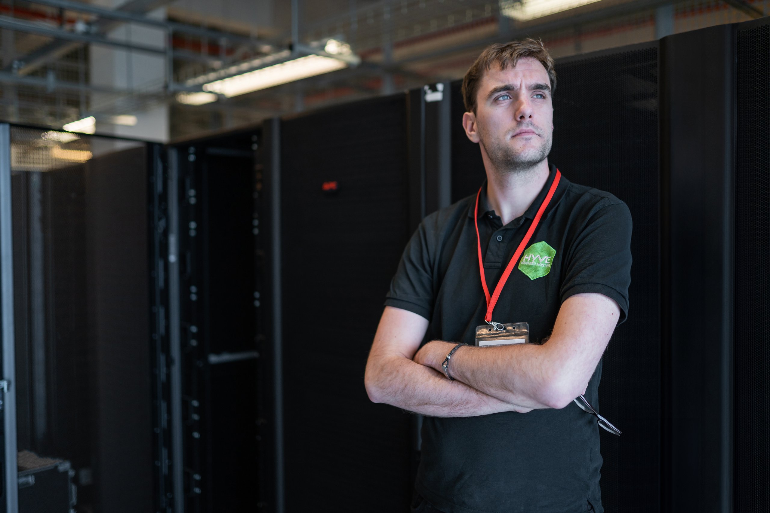 Hyve engineer in a data centre